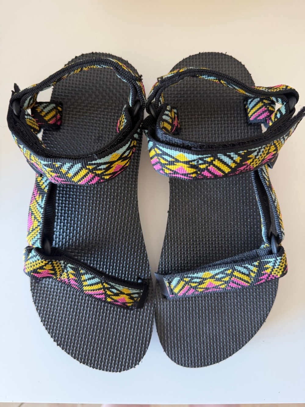 NEW Teva‎ kids youth Original Universal Sandals in black rainbow summer camp